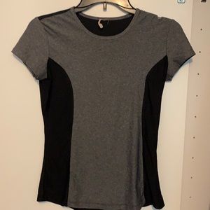 Women’s XS athletic T-shirt